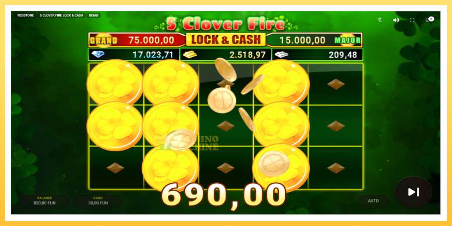 5 Clover Fire Lock & Cash: ပိုက်ဆံအတွက်ကစား, ပုံ 5